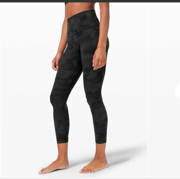 Lululemon align high rise crop 25" - Picture 2 of 7